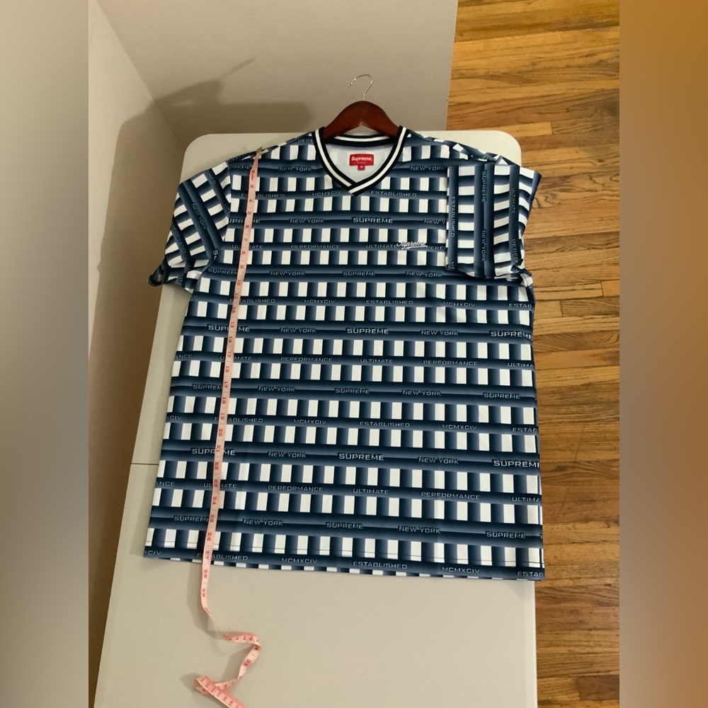 Supreme Soccer Jersey size M New
